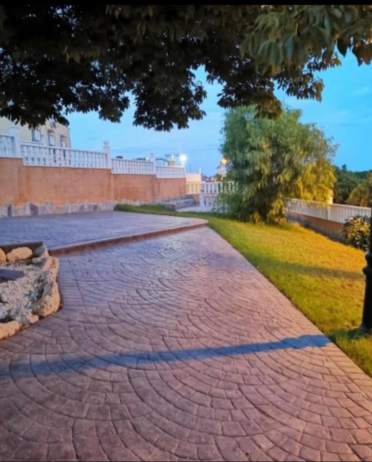 Casa Kris Lägenhet Orihuela Exteriör bild